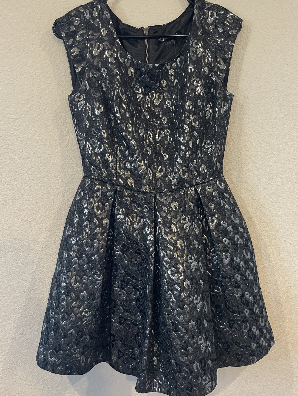 NWT ARMANI EXCHANGE Womens Black Silver All Over Cheetah Print Pleated Dress 2